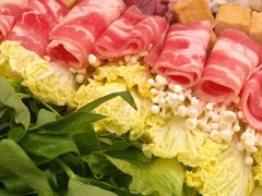 -樾餐厅泰式海鲜火锅(民歌湖店)