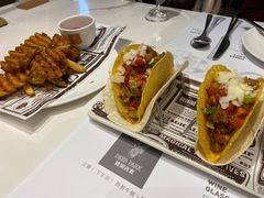 墨西哥烤鸡肉沙拉和玉米脆饼-Deer Park鹿园西餐(仁恒置地广场店)