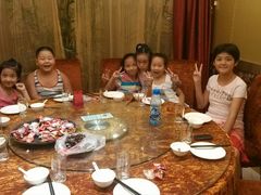 -艳阳天酒店(五里新村店)