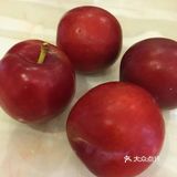 过年啦，家家户户的客厅上，水果是必不可少的