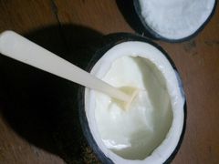 -志龙皇冠吃货椰子铺