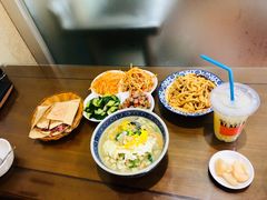 -陕西名小吃(T3航站楼一店)