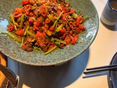 -八府香鸭·啫啫煲(华山路店)