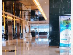 -上海龙之梦万丽酒店