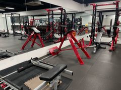 -坚果健身24小时工作室(定西路店)