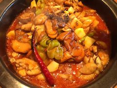 -云海肴·汽锅鸡·云南菜(天山百盛优客店)