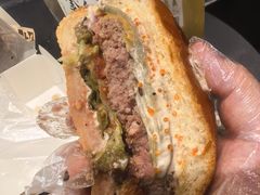 柠香蟹籽牛肉汉堡-JPG canteen(广州寺右公馆店)