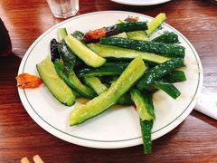 酸辣瓜条-清真永恒华威肉饼(潘家园店)