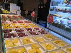 -涨巢·潮玩水疗局