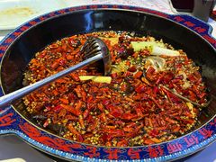 -何师傅美蛙鱼头(汉街店)
