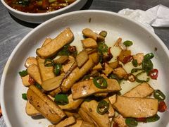 -龙巢盱眙龙虾·牛蛙·烧烤宵夜(八卦岭店)