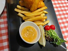 -鲨鱼美式餐厅酒吧Sharky