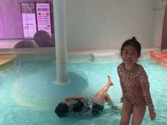 -涨巢·潮玩水疗局