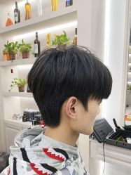 -尤司男士国潮理发馆