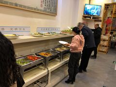 自助取餐区-鹈鹕素食餐厅自助餐部(正阳街店)