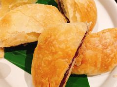 玫瑰鲜花饼-云海肴·汽锅鸡·云南菜(美罗城店)