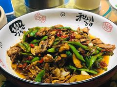 -大众餐馆(植物园美食街店)