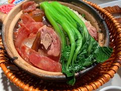 -肥仔文澳门猪骨煲(南京西路店)
