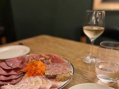 -羽深肉铺 Steak & Wine