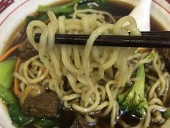 红烧牛腩饭-十八家面馆(均瑶店)