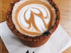 -M Stand(上海人民广场来福士店)