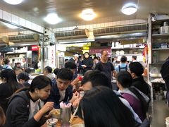 等位区-天天利美食坊