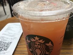 冰摇桃桃乌龙茶-星巴克(广州中华广场B1层店)