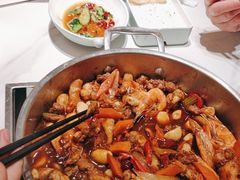 -黄记煌三汁焖锅(新佳丽江汉路店)