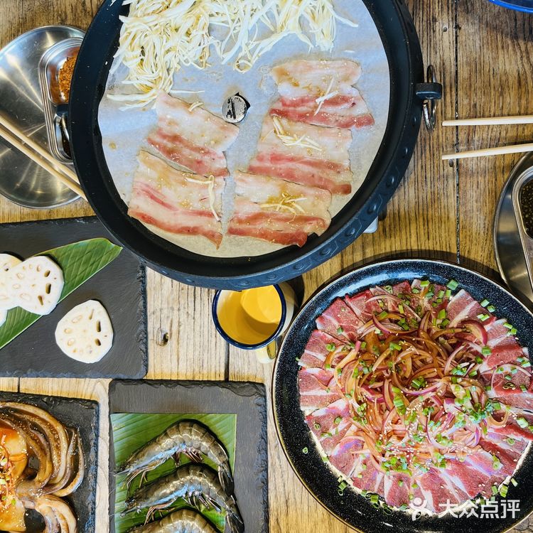 适合各种大小聚会的烤肉餐厅