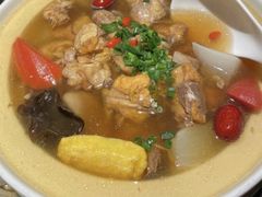 -江城小馆陕南妈妈菜·全球旅行餐厅(钟楼店)