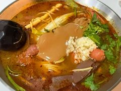 -臻香东北老式麻辣烫