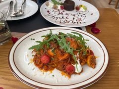 -Mark&Mars Restaurant