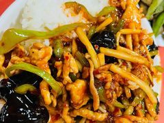 鱼香肉丝盖饭-觅姐麻辣烫(安定门店)