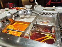 -海底捞火锅鲜切牛肉主题店(长寿路店)