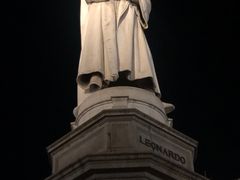 -文艺复兴百货(米兰大教堂广场店)