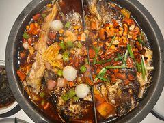 -鸣记脆皮烤鱼(三八广场店)