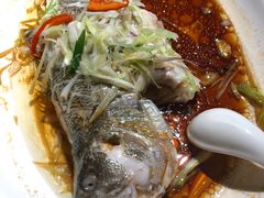 清蒸鲈鱼-六婶西关小厨(光塔路店)