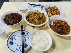 -笨罗卜浏阳菜馆(太平街店)