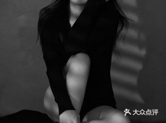 这个环里，没有入口没有出口，只有喜怒哀乐循环往复人的