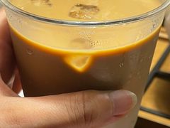 薄荷拿铁咖啡-Dough&Joe团憩(瑞虹天地月亮湾店)