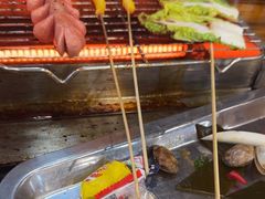 -哈尔滨小酒馆·鲜肉现穿自助烧烤(康新花园店)