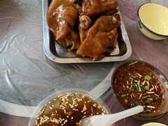 -王万妈卤猪脚(青岩交通路)