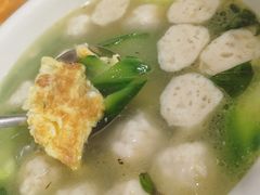 墨鱼丸丝瓜汤-美美小海鲜