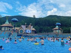 -汤山欢乐水世界