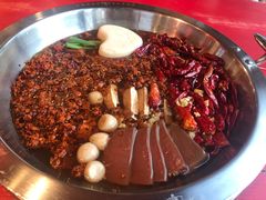 -谭鸭血老火锅(漳州路店)