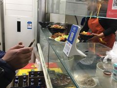 自助取餐区-大姨捞面(新安花园店)
