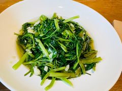 -吴越荣记苏州菜·松鼠桂鱼100%活鱼现做(斜塘老街店)