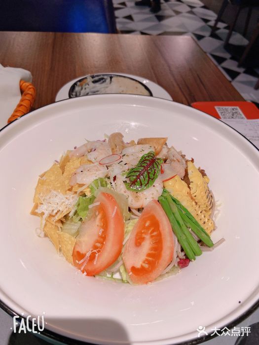 西堤牛排(龙德广场店)鸡肉大虾鲜蔬波奇碗图片