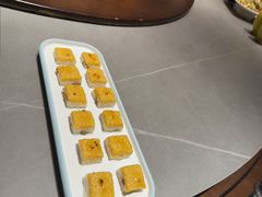-东口码头·烧鸽子·鱼头泡饼·地方菜(金鹰悦城店)