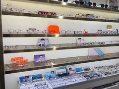 -视野联行眼镜蔡司·依视路官方授权店(顺城店)